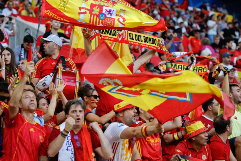 Canarias se prepara para vivir una final histórica entre España y Argentina
