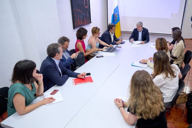 Canarias y entidades sociales defienden la corresponsabilidad con los menores migrantes