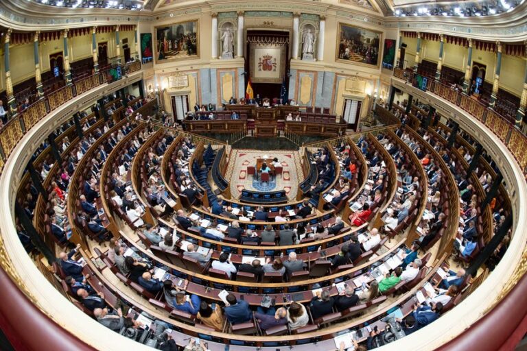 El Gobierno no prevé un decreto inmediato para subir pensiones y renovar las ayudas al transporte 