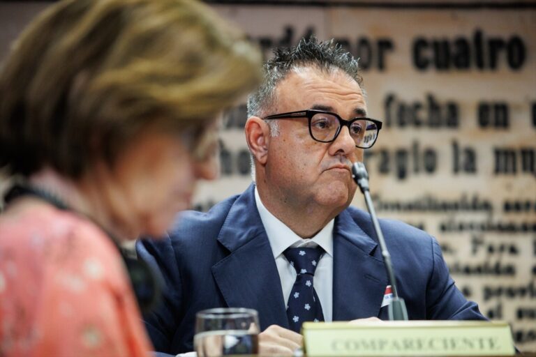 Conrado Domínguez se acoge a su derecho a no declarar en la comisión del Senado