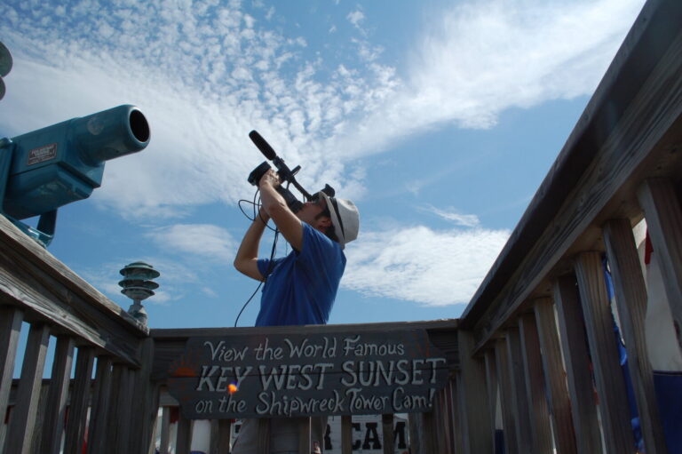 TVC estrena ‘Más allá de la corriente’. Un documental sobre el mar y el azar como vínculos de personas de distintos lugares