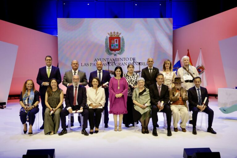 Las Palmas de Gran Canaria reconoce a 15 personas e instituciones
