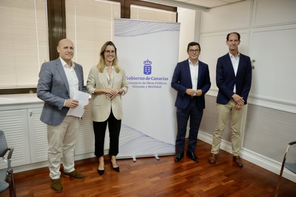 El Gobierno y Fred. Olsen Express garantizan la línea marítima entre Tenerife y El Hierro