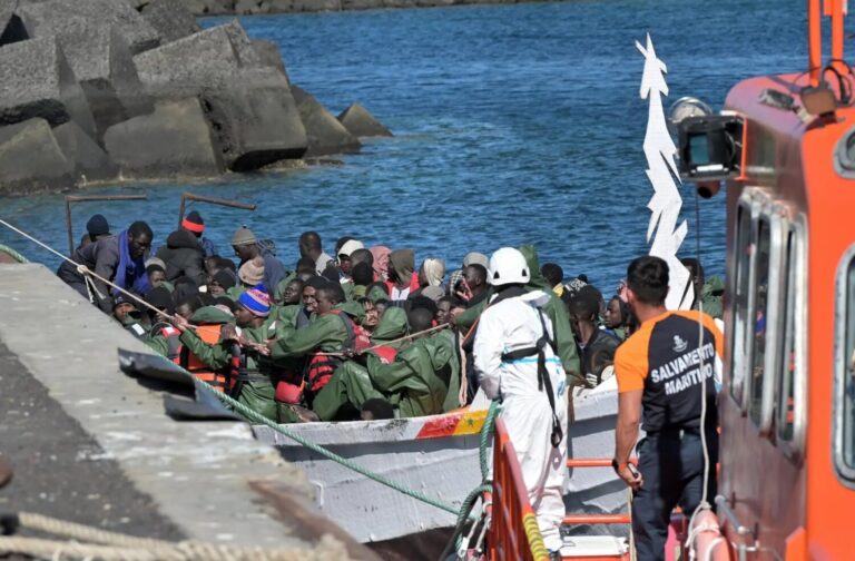 La llegada del verano puede desbordar los centros de menores migrantes