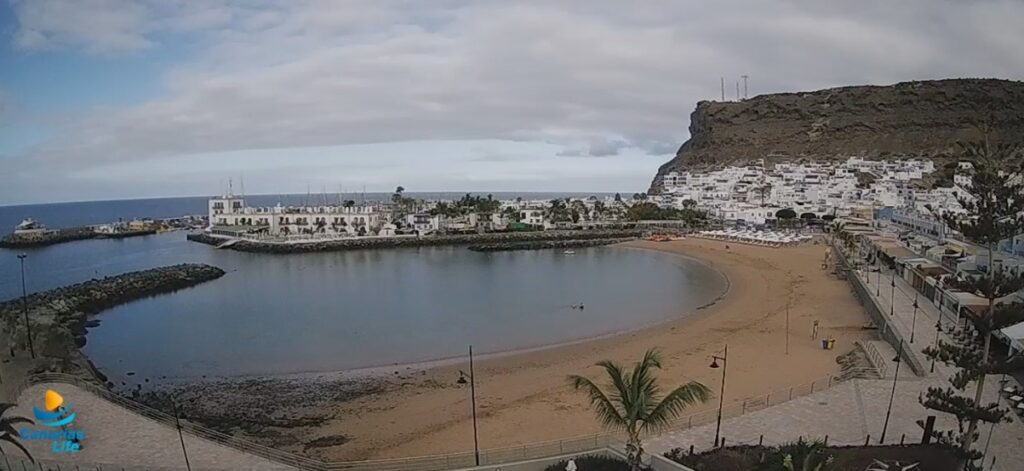 Jueves con nubes bajas previo a un fin de semana con ascenso térmicoImagen de la playa de Mogán en Gran Canaria este jueves. Foto Canarias Life 