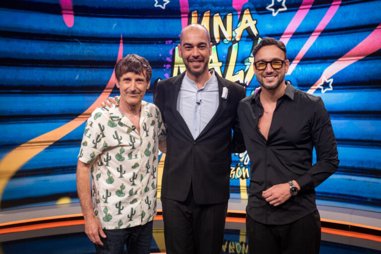 ‘Una Mala Noche’ celebra su 50º programa con Carlos Chamarro y Jadel