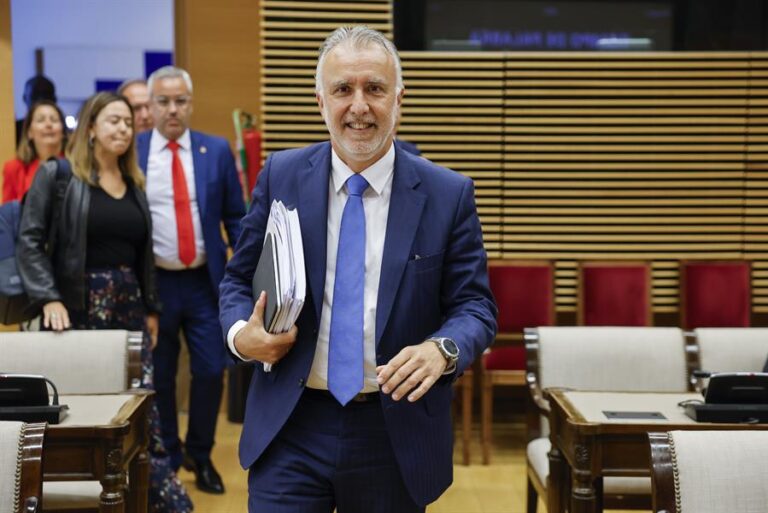 Torres admite “contactos” con Koldo García, pero niega presiones para contratar empresas