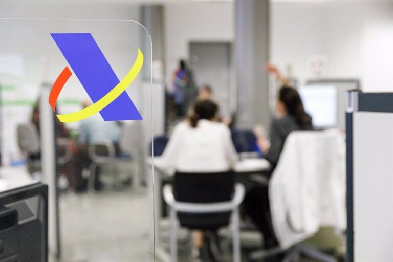 Ya se puede hacer la declaración de la renta de manera presencial