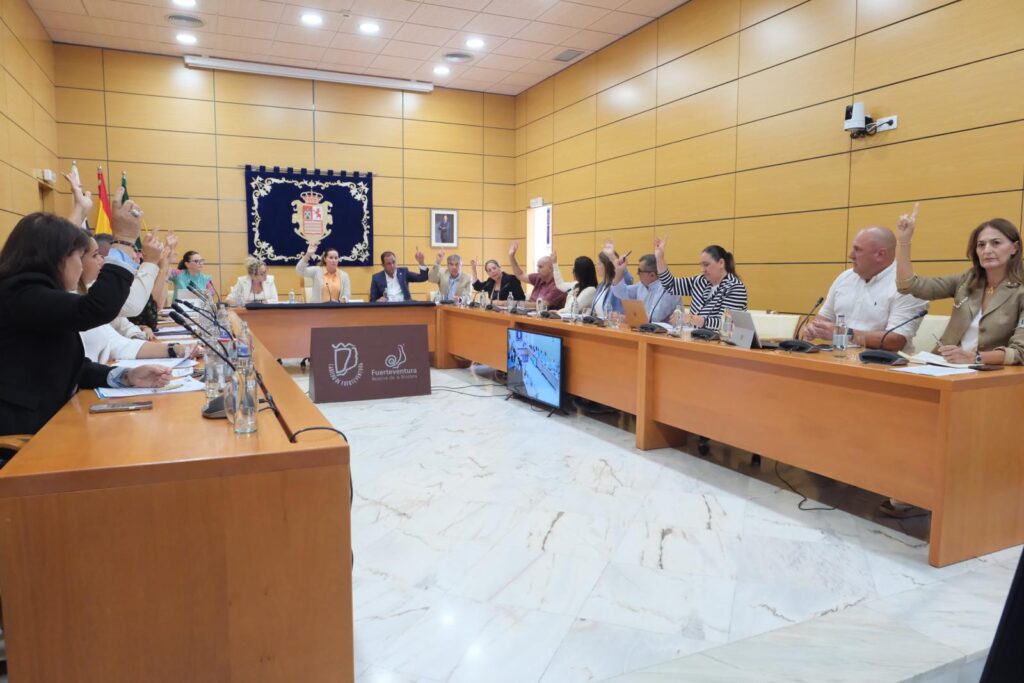 El Cabildo cierra el expediente para declarar de interés insular el Dreamland en las Dunas de Corralejo