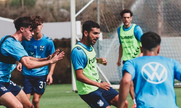 0-6 | El CD Tenerife arranca su pretemporada con una contundente victoria frente al CD Marino