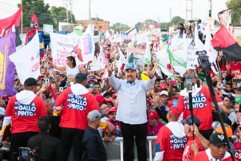 Maduro pide a EEUU y a España “prepararse” para su victoria en las elecciones venezolanas