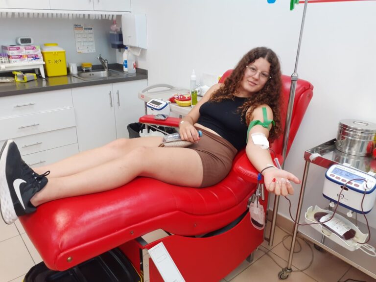 Llamamiento urgente a la donación de sangre en Canarias