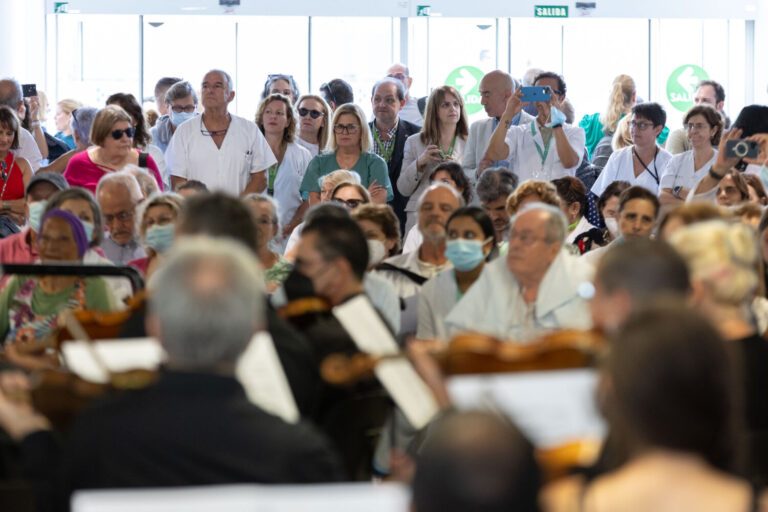 La Orquesta Sinfónica de Tenerife ofrece un recital en el Hospital Universitario de Canarias