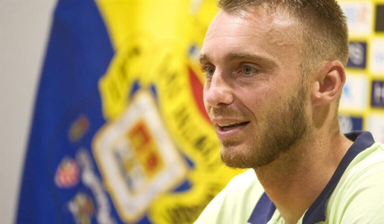 Cillessen es operado por una perforación en el intestino delgado