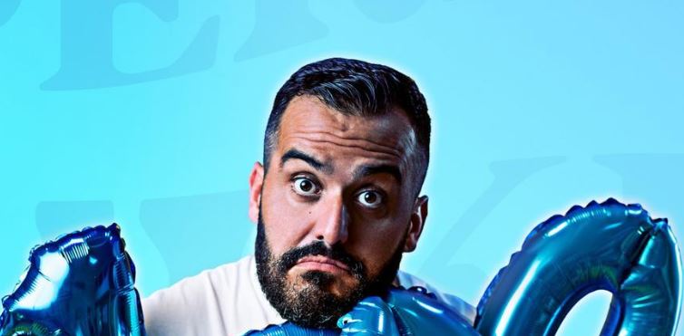 Kike Pérez: errores matemáticos, risas y la celebración de su trayectoria en el humor