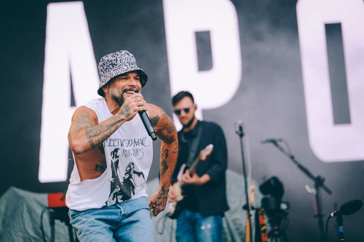 El cantante británico, Robbie Williams, junto a Pedro Pastor y Pedro Capó, ha sido el encargado de abrir la tercera edición del Granca Live Fest