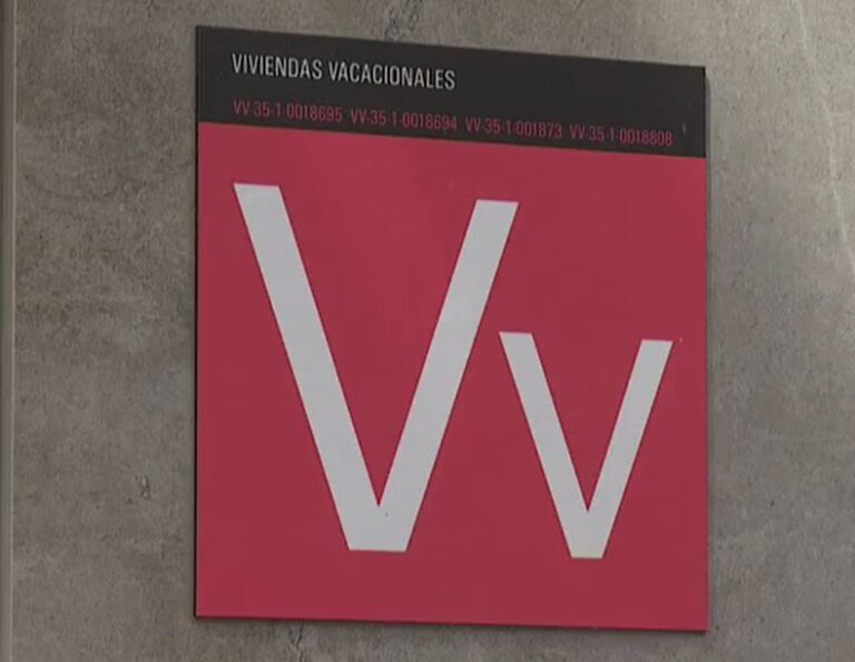 Lanzarote retira 896 viviendas vacacionales del mercado turístico en un año