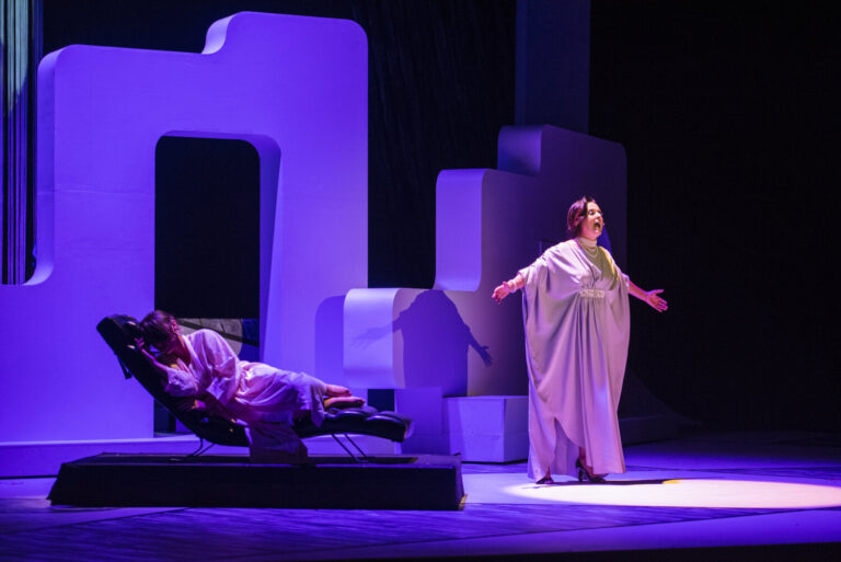 El Teatro Guimerá acogerá en septiembre el musical sobre César Manrique 