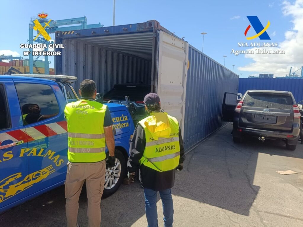 Interceptan en el Puerto de Las Palmas cuatro coches de alta gama robados que tenían África como destino