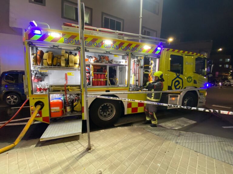 Dos personas afectadas en el incendio de una vivienda en Ingenio, Gran Canaria