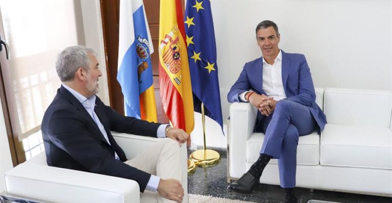 El Estado dotará a Canarias de financiación para cubrir la atención a los menores migrantes