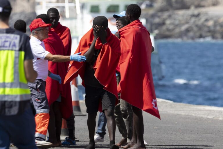 Cincuenta chicos mayores de 16 años, primeros solicitantes de asilo transferidos al Estado