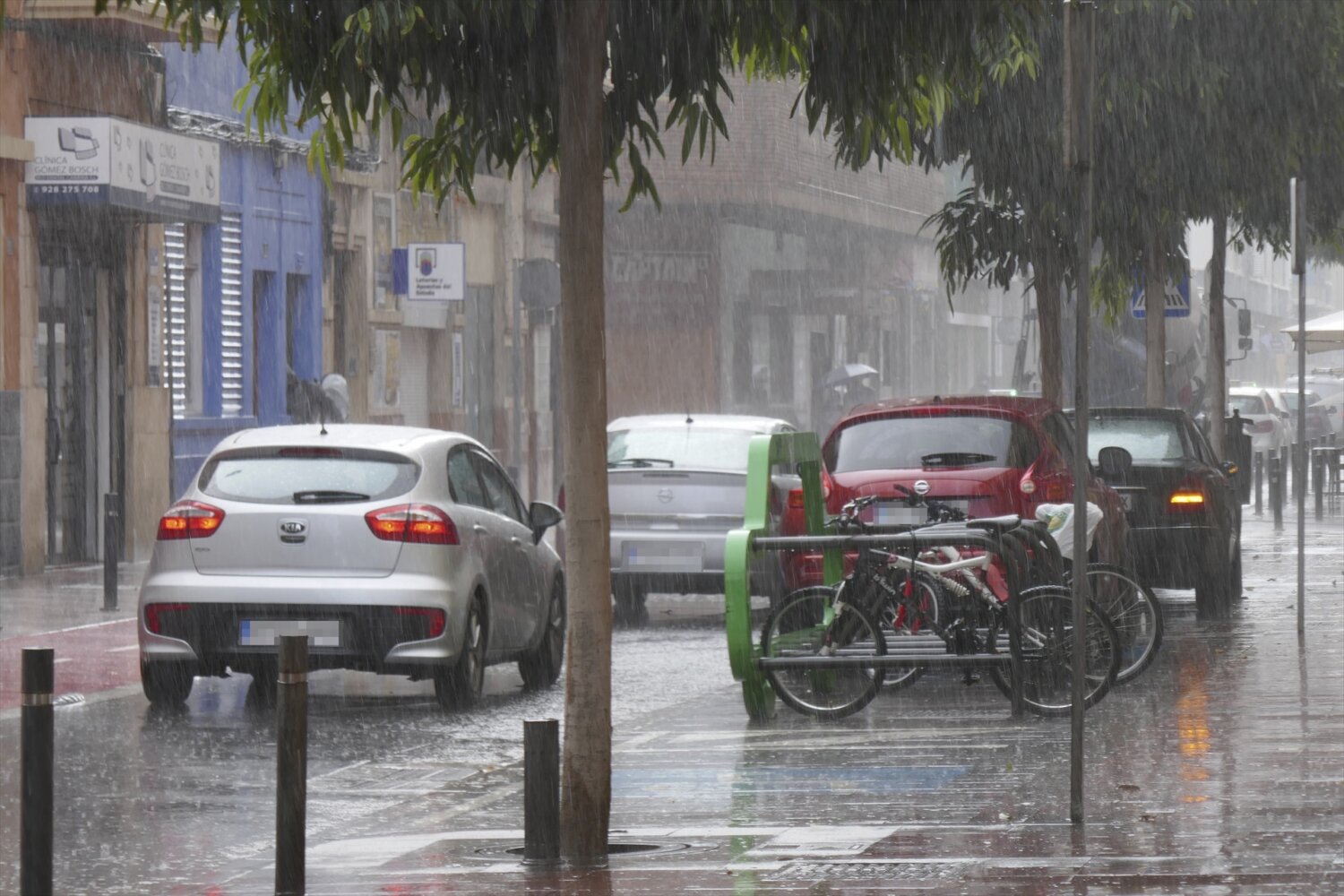 Canarias afronta un sábado de lluvias y posibles tormentas con cinco islas en prealerta