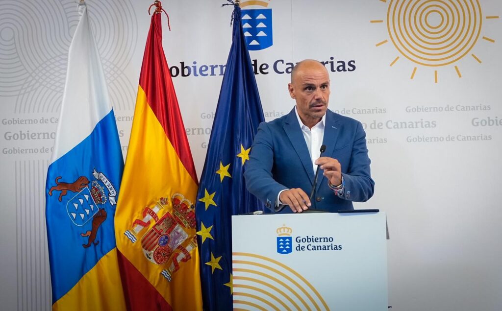 El Gobierno canario pide al Estado cumplir sus obligaciones en migración. Imagen: Alfonso Cabello, portavoz del Gobierno de Canarias. Presidencia del Gobierno