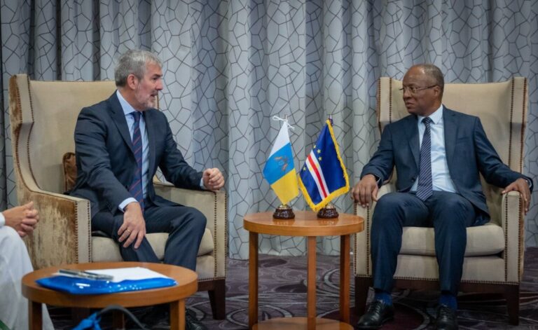 Canarias y Cabo verde impulsan sus relaciones institucionales, económicas y culturales