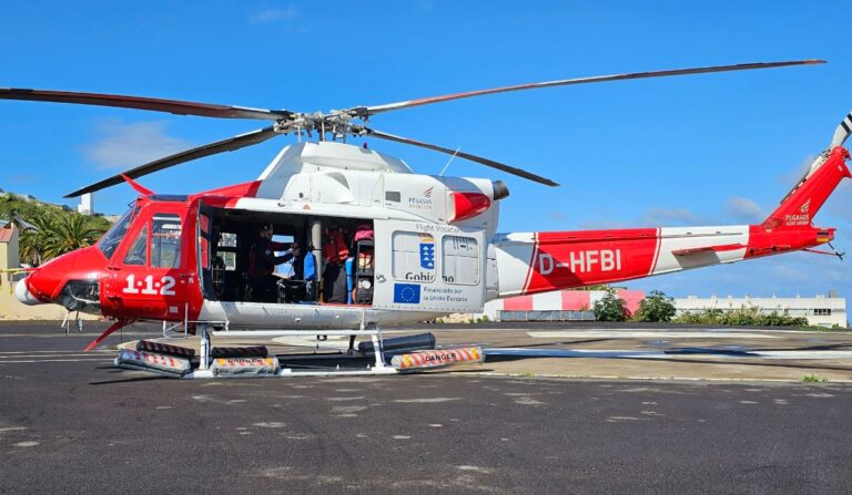 Un helicóptero del GES rescata a un senderista con problemas de salud en Tenerife