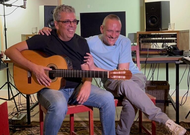 Pedro Guerra y Javier Álvarez, dos figuras de la canción de autor de gira en Canarias