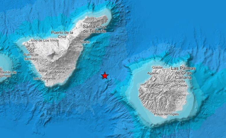 La zona del volcán de Enmedio, entre Tenerife y Gran Canaria, registra una serie sísmica con 9 terremotos en una hora