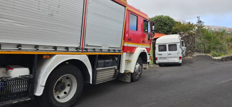 Ingresa en estado crítico tras chocar contra un muro en La Palma