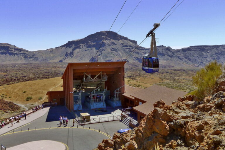 El Teleférico del Teide, cerrado por mantenimiento