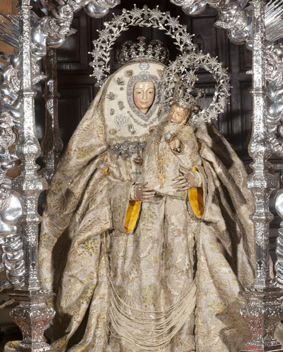 Televisión Canaria ofrece en directo la Bajada de la Imagen de la Virgen del Pino
