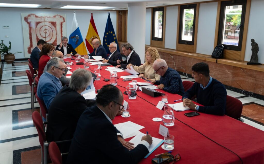 Presupuesto "prudente" para 2025. Imagen: Consejo Asesor del Presidente. Gobierno de Canarias