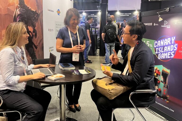 Canarias se presenta como impulsora del sector de los videojuegos en la Gamescom de Singapur
