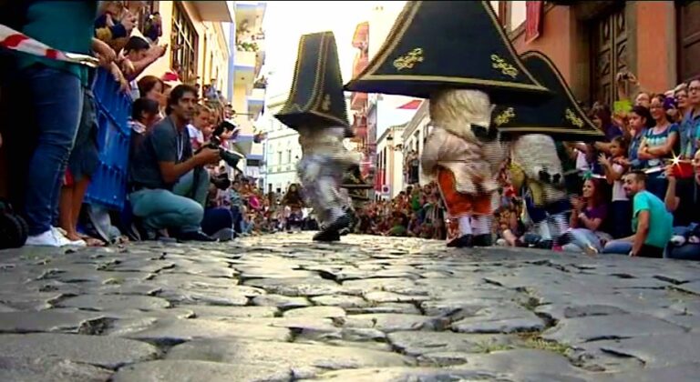 La Palma ya tiene a sus 30 enanos para la danza