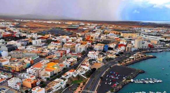 Canarias pide incluir una subestación en Zurita para acelerar el desmantelamiento de El Charco. Archivo RTVC