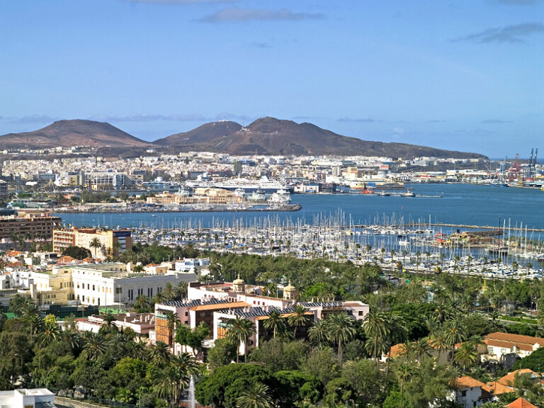 Cierran la entrada norte a Las Palmas de Gran Canaria por trabajos en la calzada