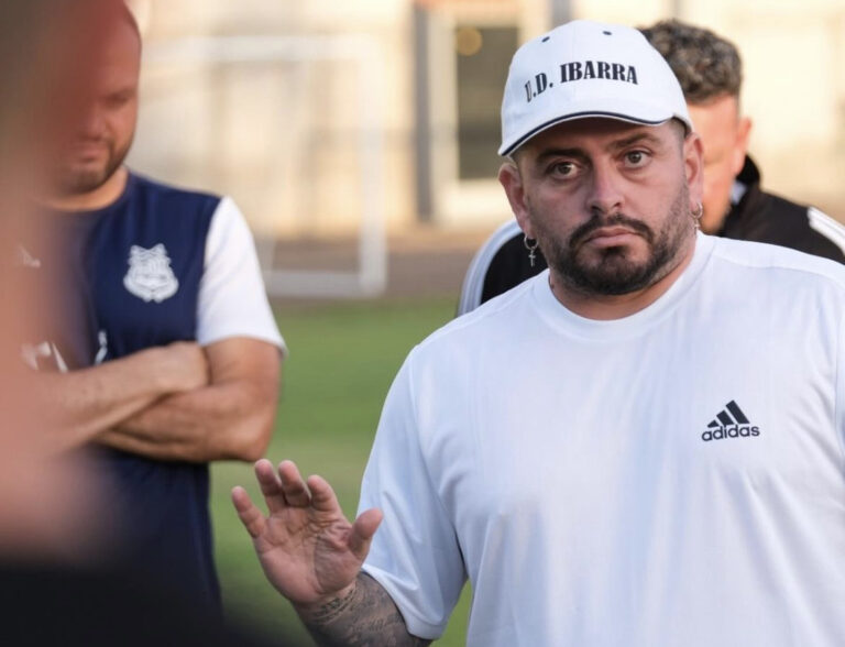 Maradona Jr. debuta en el Ibarra con victoria ante el líder
