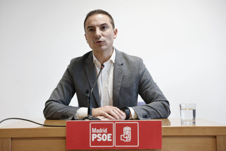 Juan Lobato dimite como secretario general del PSOE de Madrid