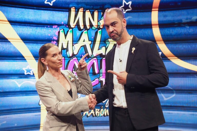 La actriz Laura Domínguez habla de su etapa en Canarias y “más allá”, en ‘Una mala noche’