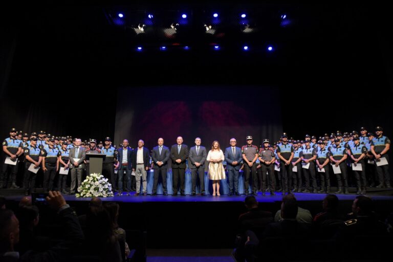 Clavijo preside la graduación de 135 policías locales “los más preparados de Canarias”