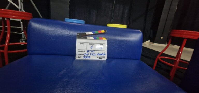 Estudiantes del Felo Monzón se suman al 25N de RTVC