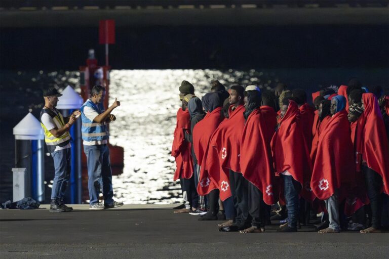 Más de 3.200 migrantes llegan en los primeros días de noviembre, la mayoría a El Hierro y Lanzarote