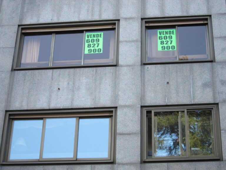 La compraventa de viviendas en Canarias sigue creciendo en octubre