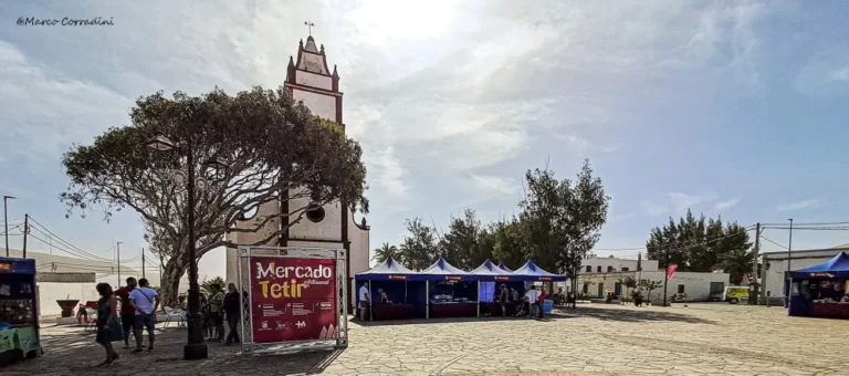 El tradicional mercado artesanal de Tetir cierra su última edición con afluencia de visitantes