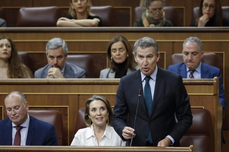 Sesión de control al Gobierno marcada por la corrupción y por la búsqueda de apoyos parlamentarios