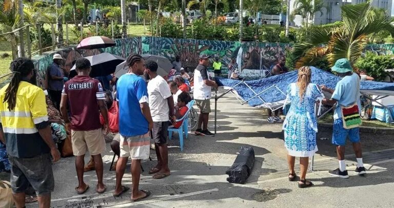 Un terremoto de 7,3 sacude Vanuatu, en el Pacífico, causando daños en infraestructuras y edificios de la capital